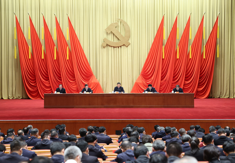 3月1日，2022年春季学期中央党校（国家行政学院）中青年干部培训班在中央党？。中共中央总书记、国家主席、中央军委主席习近平在开班式上发表重要讲话。 新华社记者 刘彬 摄